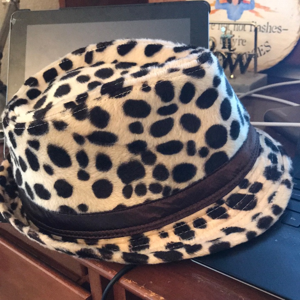 Leopard 🐆 Feel Wide Rimmed Hat with Brown Ribbon - Picture 5 of 5